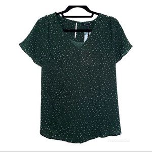 41 HAWTHORN Zari Flutter Sleeve Blouse